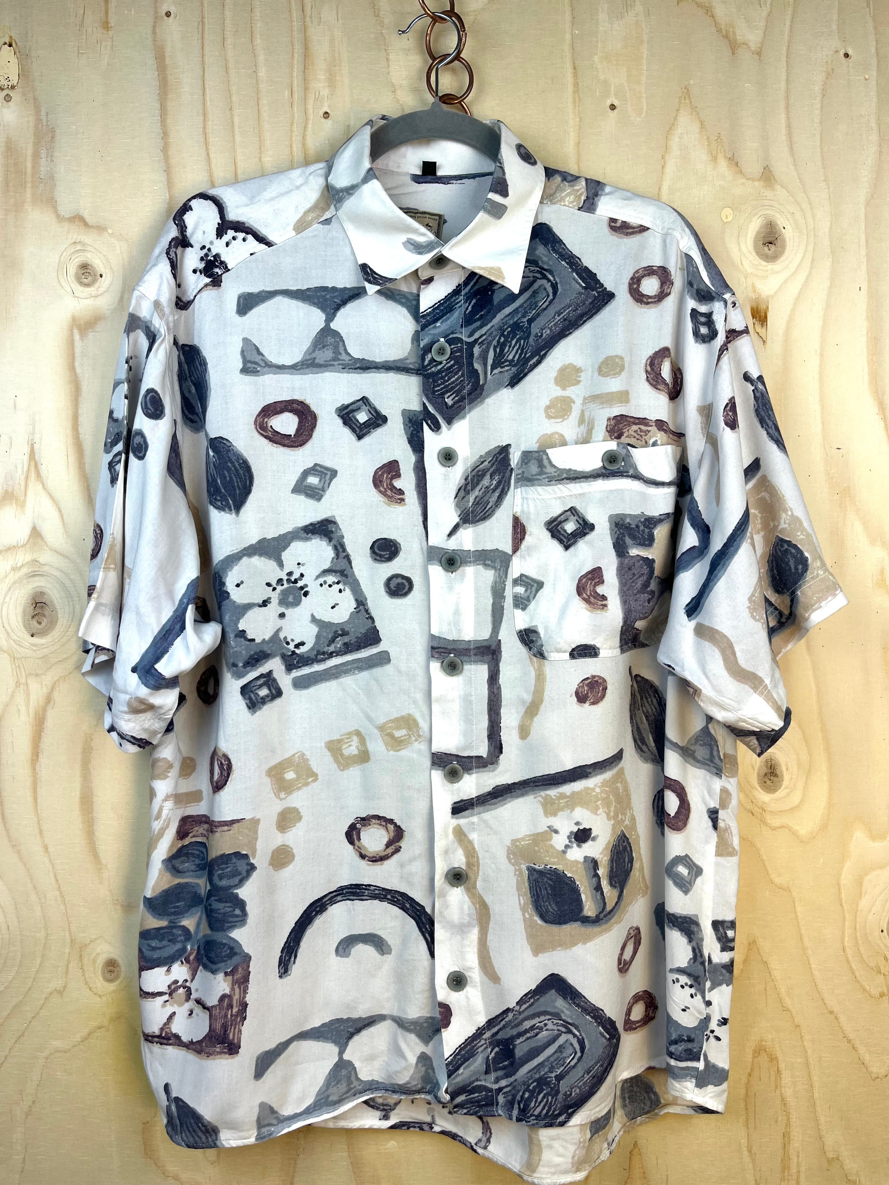 Vintage Abstract Pattern Shirt – Minimal Retro short sleeve