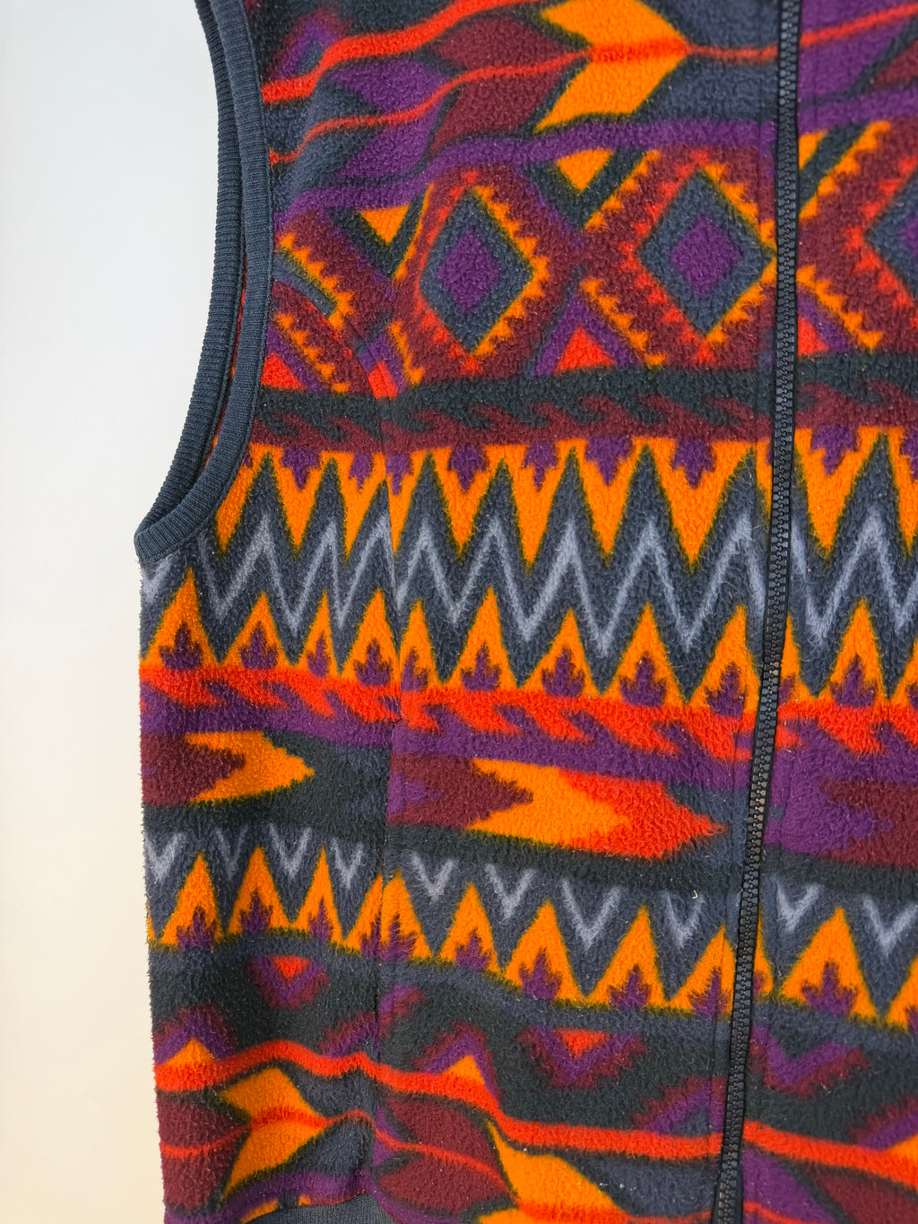 Gilet vintage in pile con fantasia geometrica – Sévres Sweater