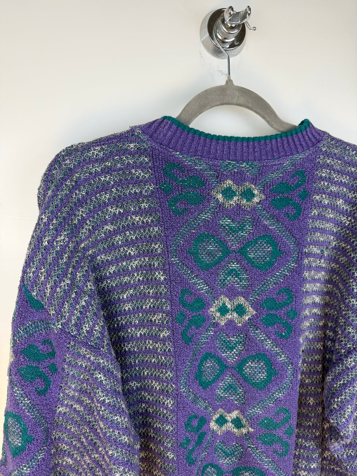 Maglione vintage jacquard viola e verde – M
