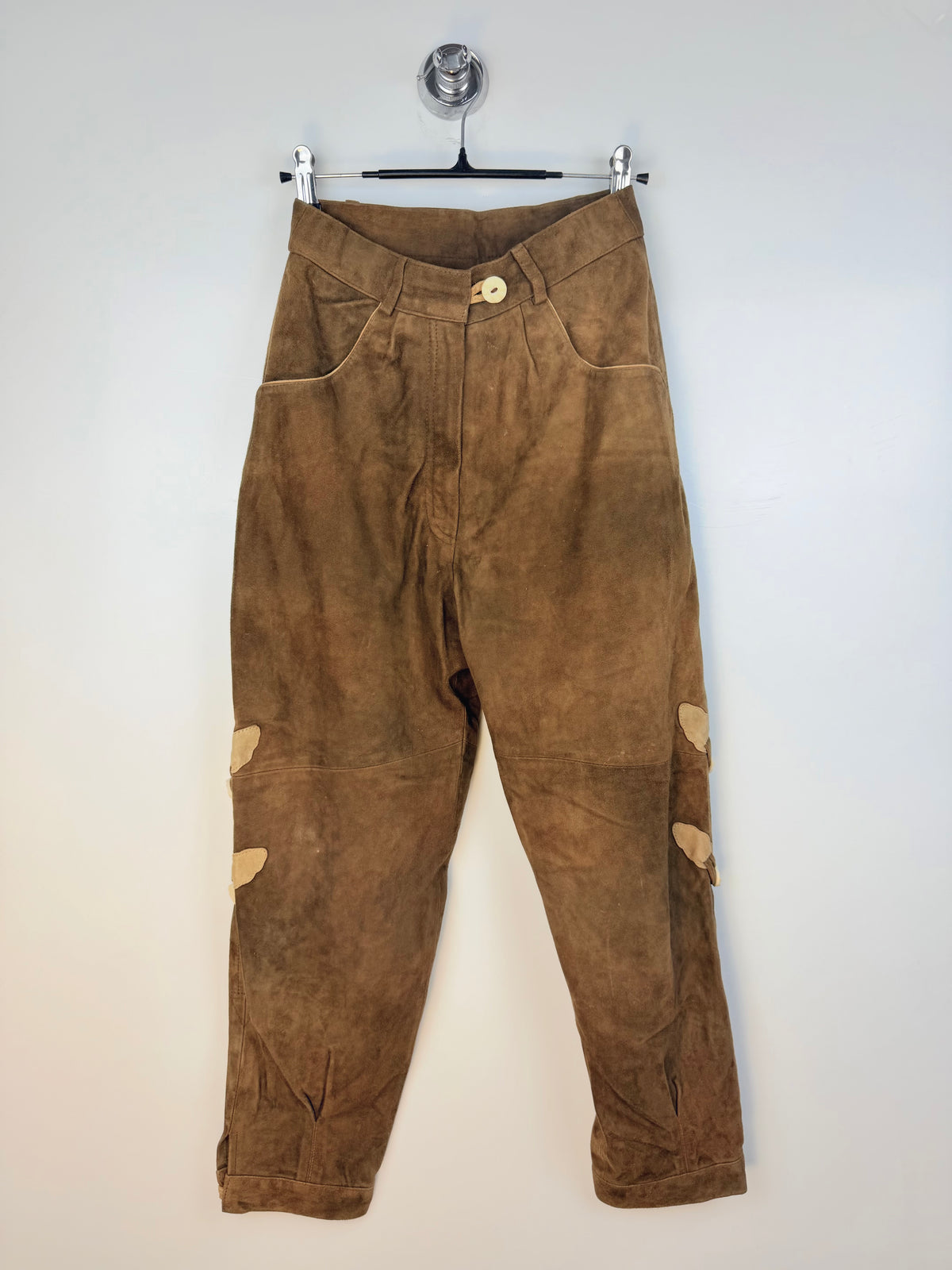 Pantaloni tirolesi originali vintage in pelle scamosciata marrone