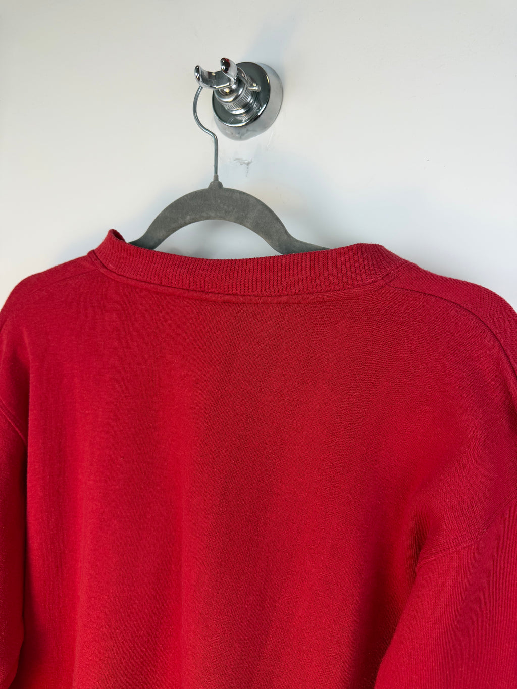 Felpa cardigan vintage con ricami e applicazioni