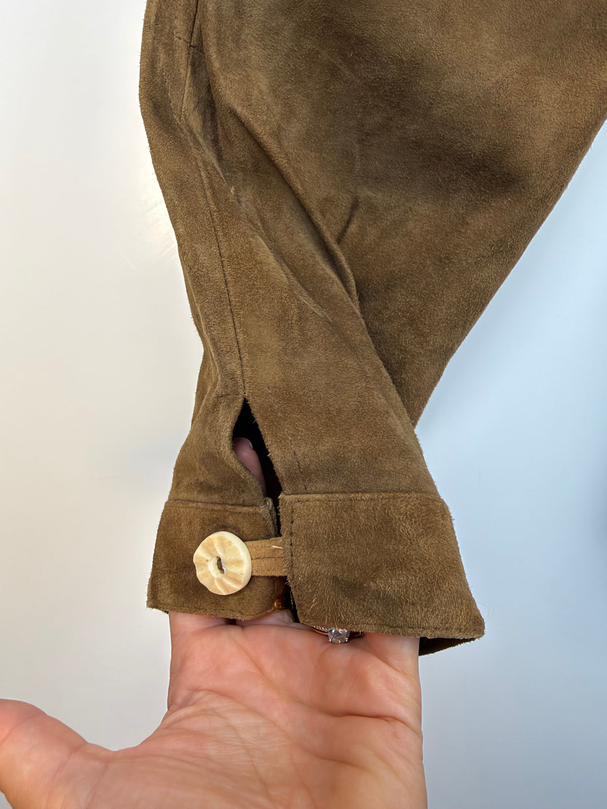 Pantaloni tirolesi originali vintage in pelle scamosciata marrone