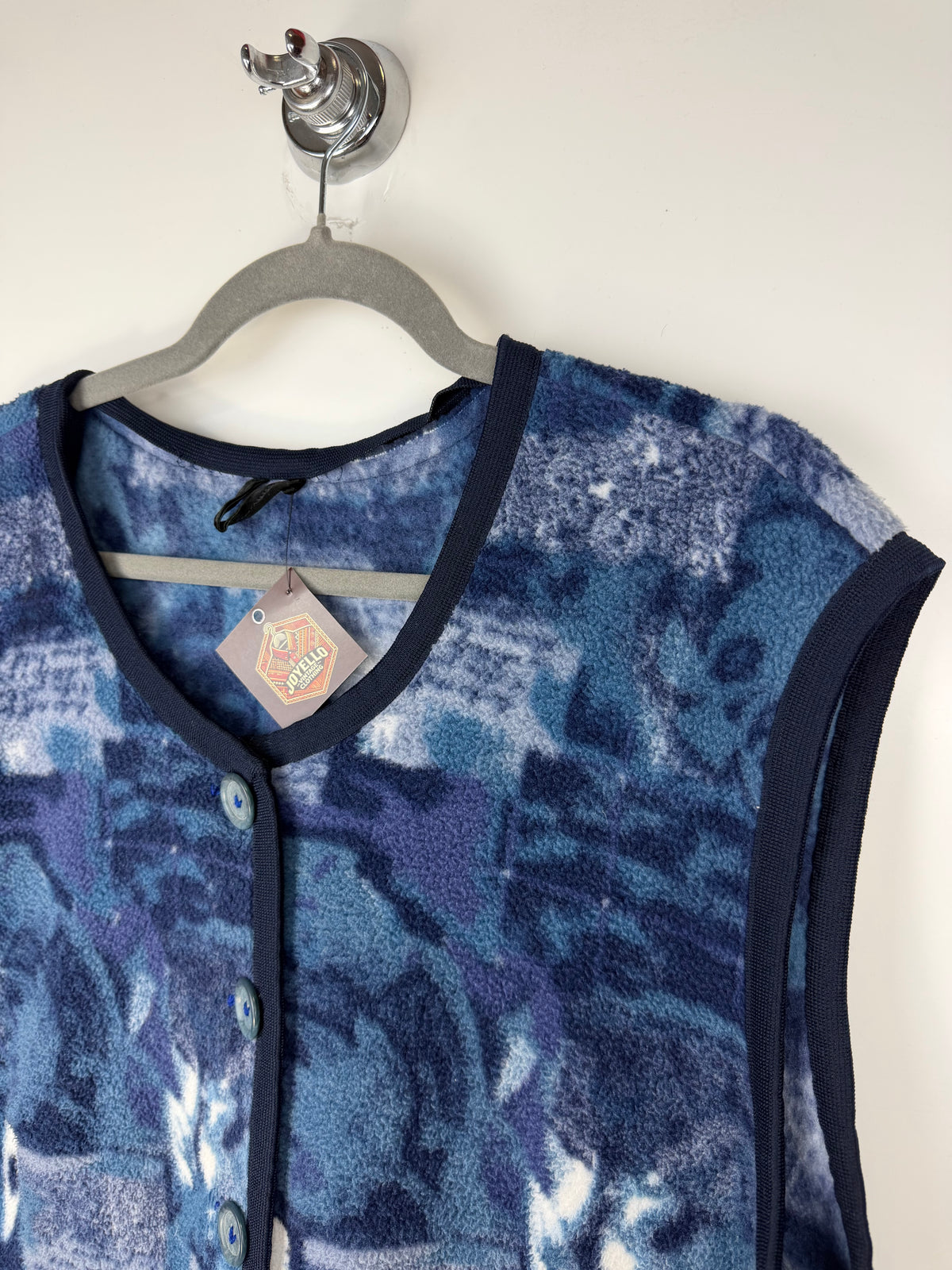 Gilet vintage lungo in pile blu con fantasia astratta