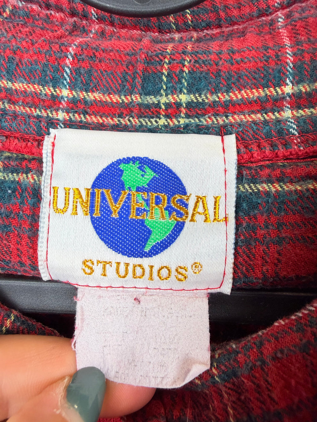 Felpa vintage Universal Studios rossa con ricami e collo tartan