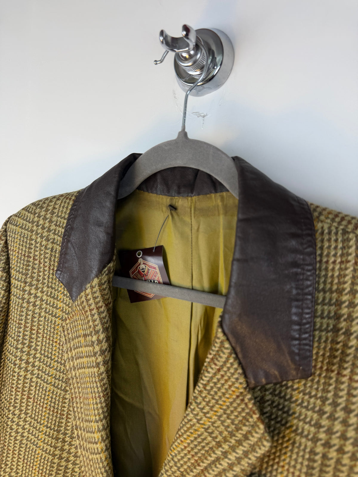 Blazer vintage 80s in lana vergine – check verde e collo a contrasto