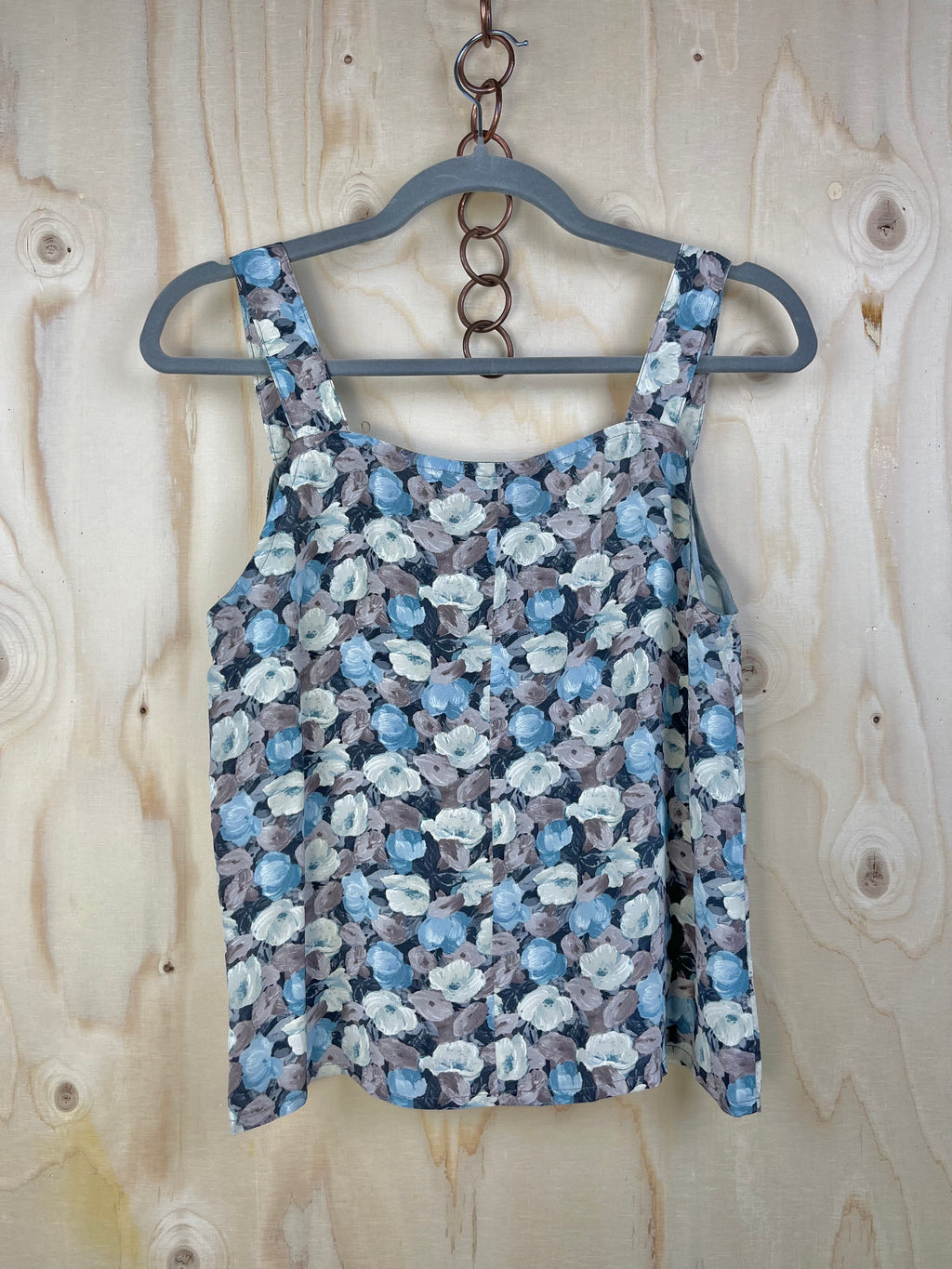 Vintage Pure Silk Floral Top Blue Grey – Soft Romantic Fit