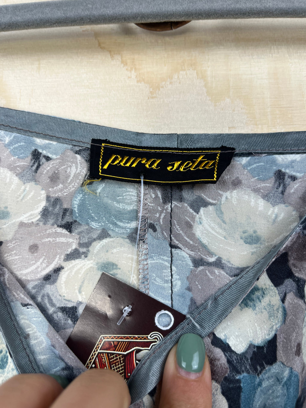 Vintage Pure Silk Floral Top Blue Grey – Soft Romantic Fit