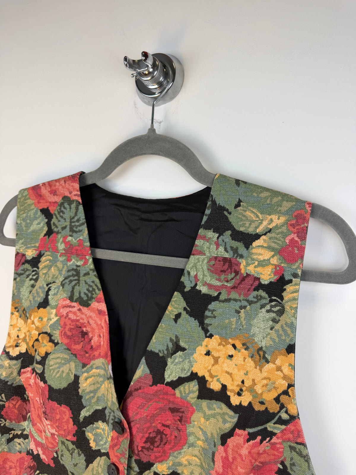 Gilet vintage floreale con fondo a punta