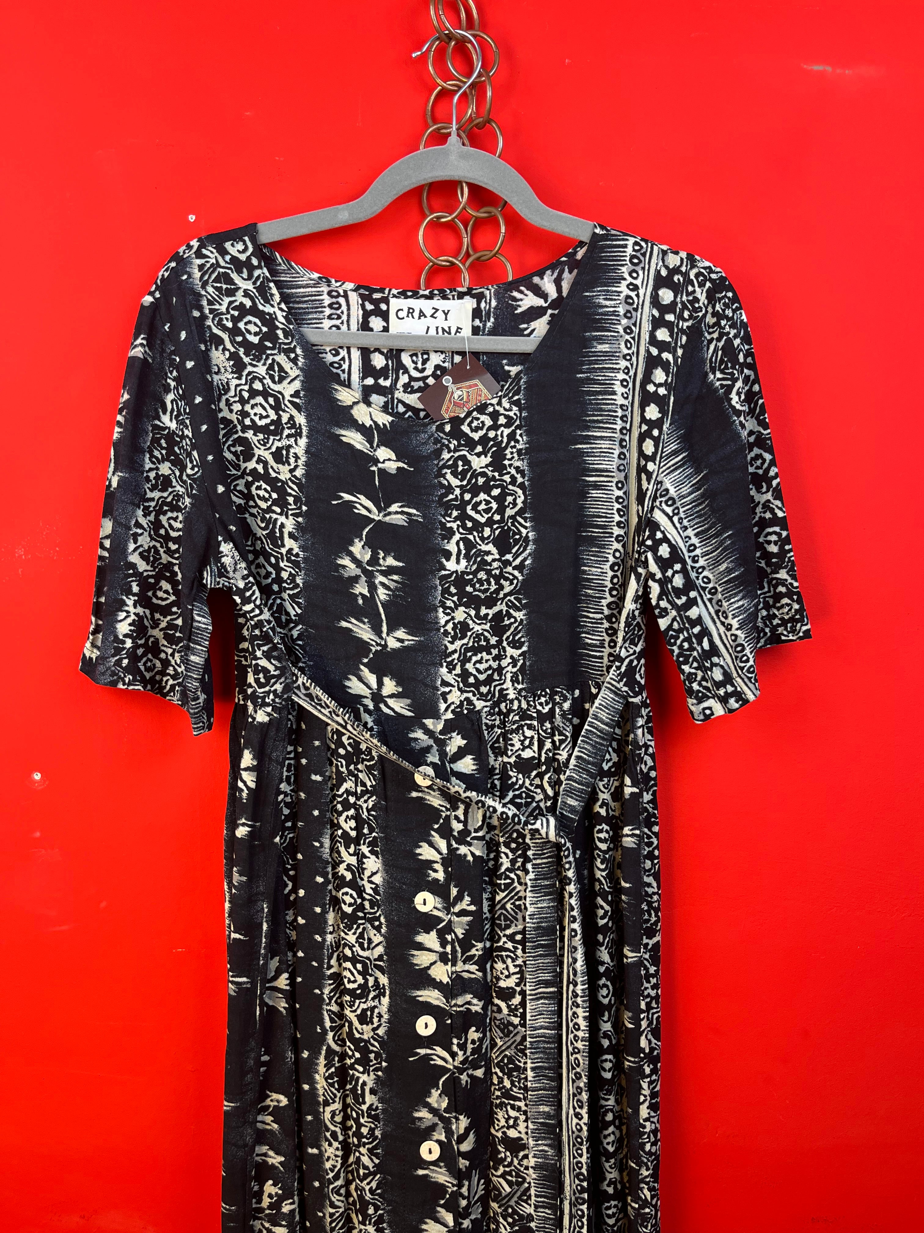 Vintage 90s Black & White Pattern Midi Dress