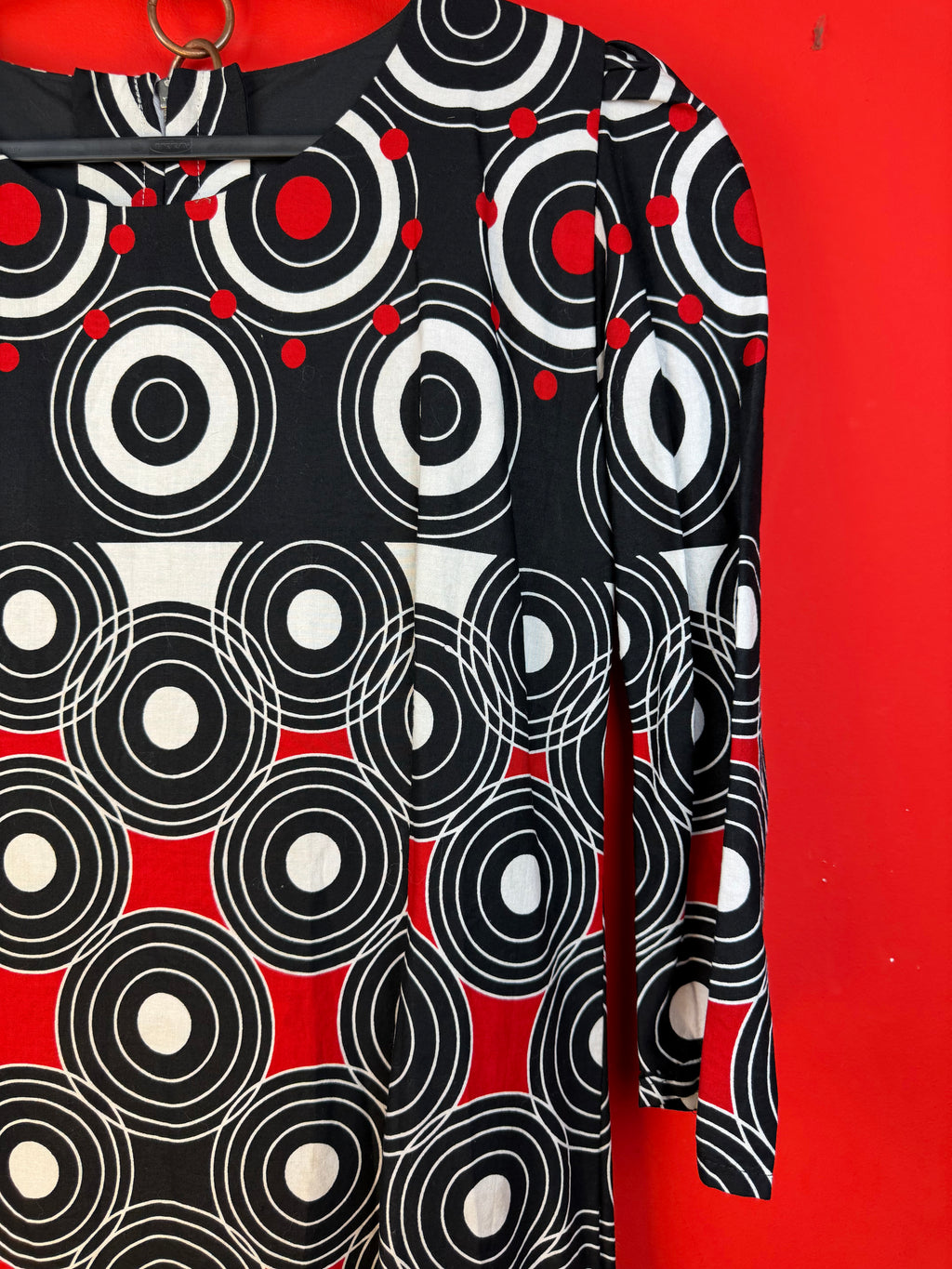 Abito sartoriale vintage in tessuto Wax con fantasia geometrica