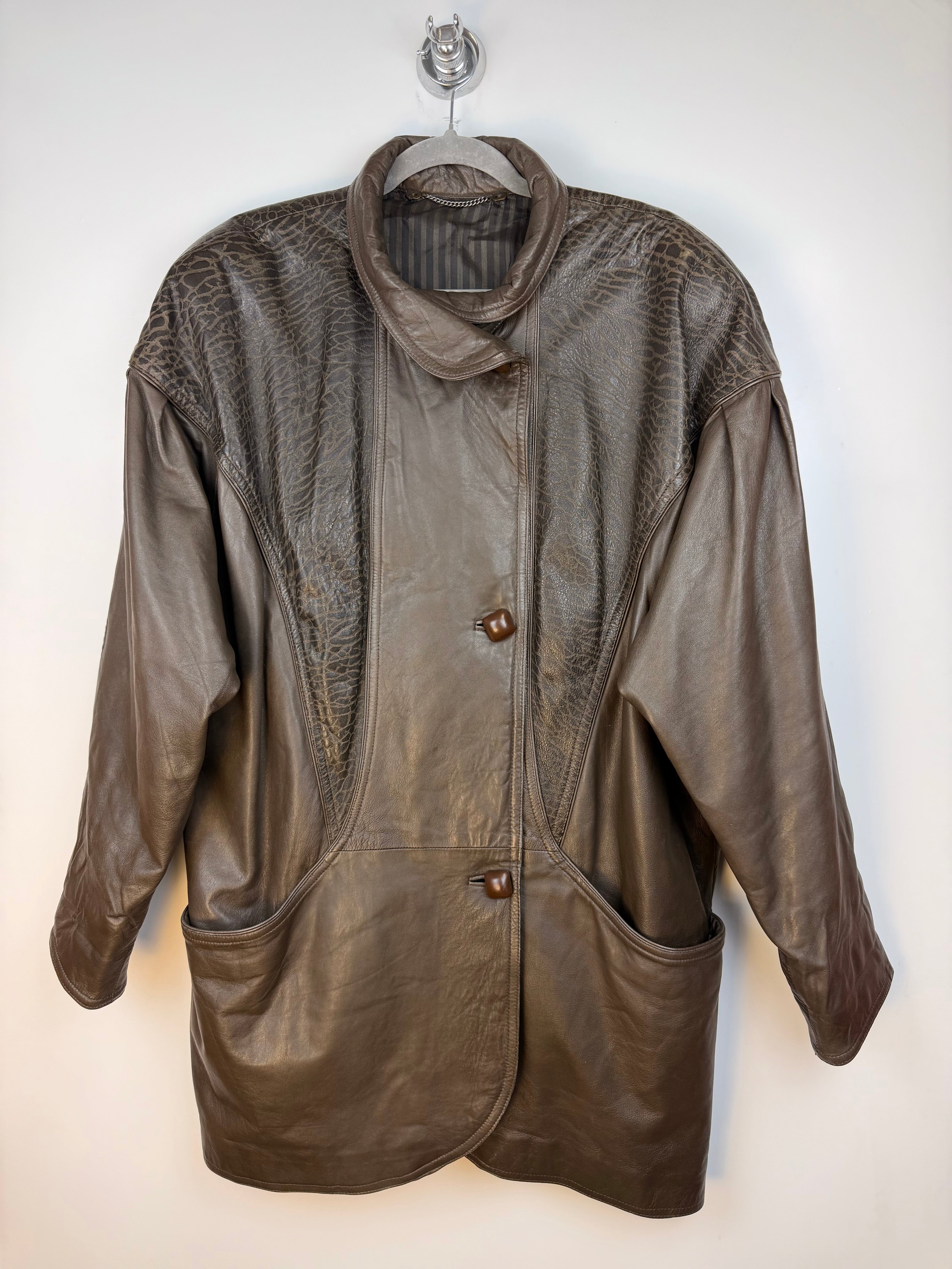 Vintage 90s Genuine Leather Oversized Jacket – Brown – Size 42 (Fits L)