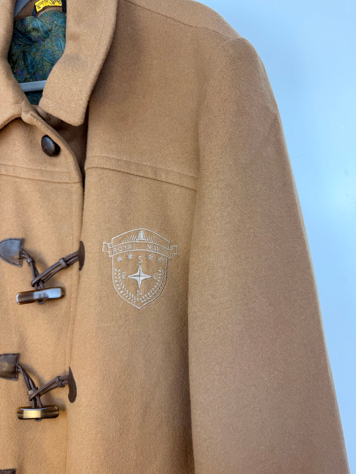 Cappotto vintage cammello in lana e cashmere con alamari