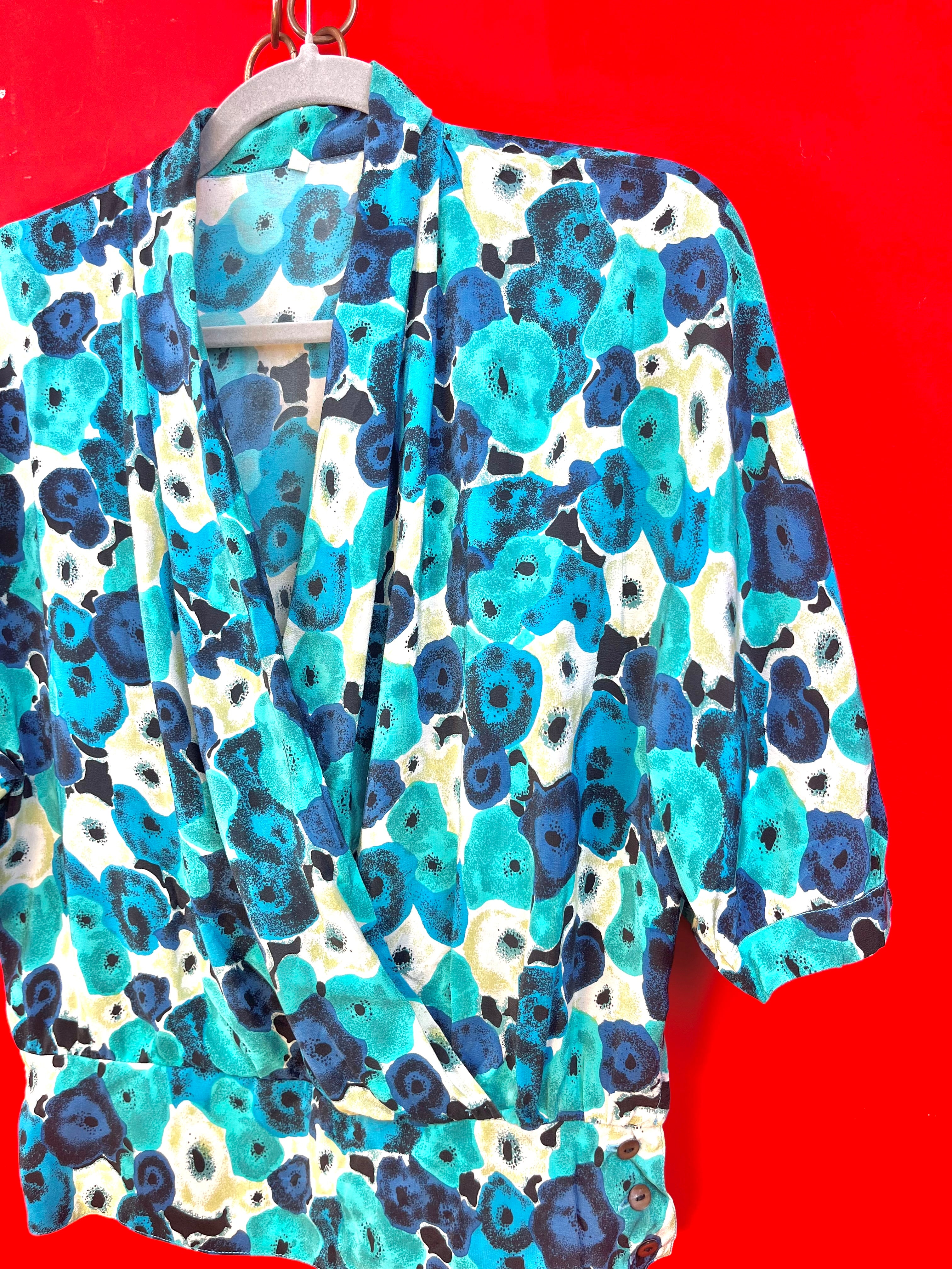 Blusa vintage pura seta fantasia astratta blu e turchese