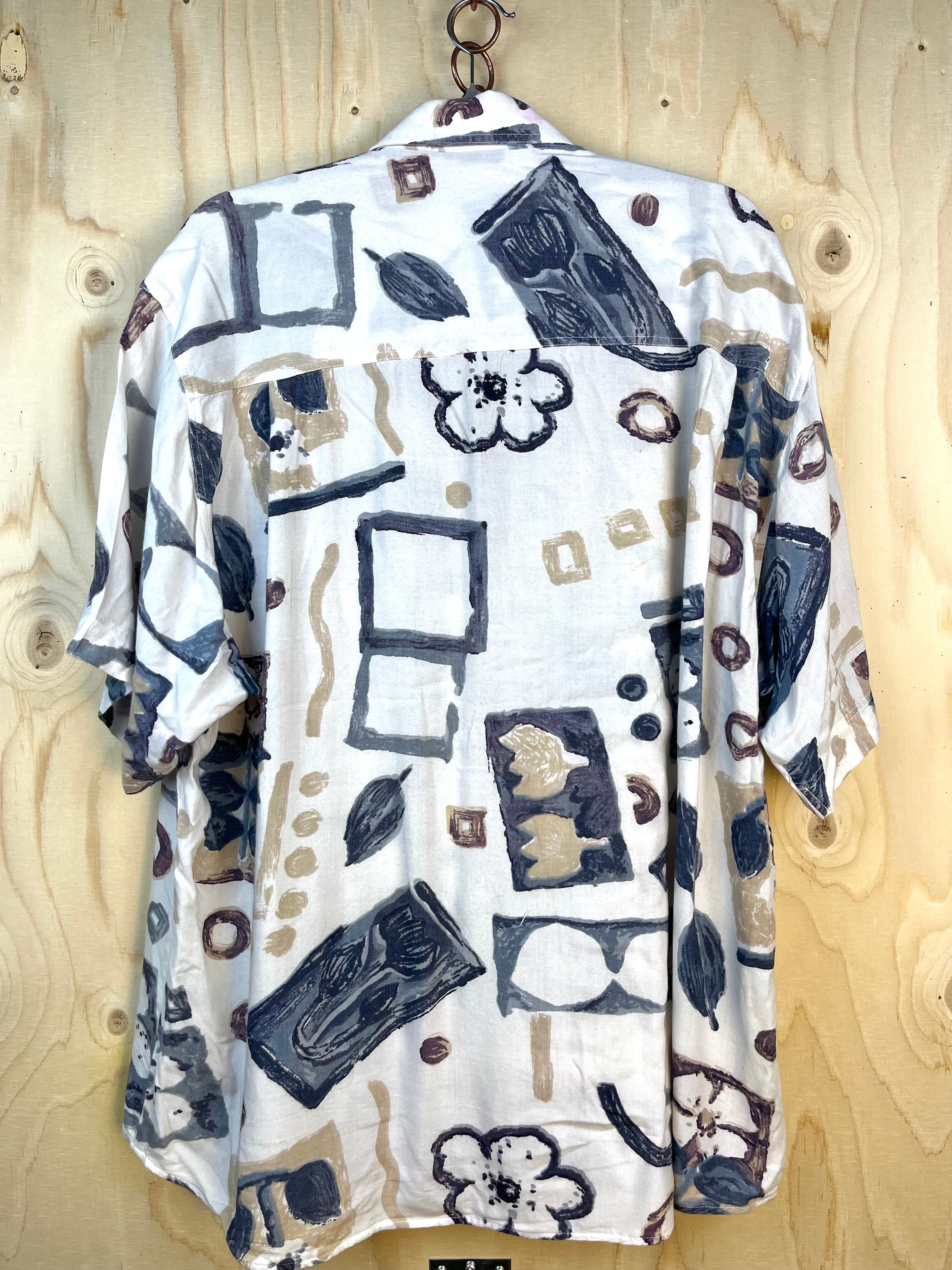 Vintage Abstract Pattern Shirt – Minimal Retro short sleeve