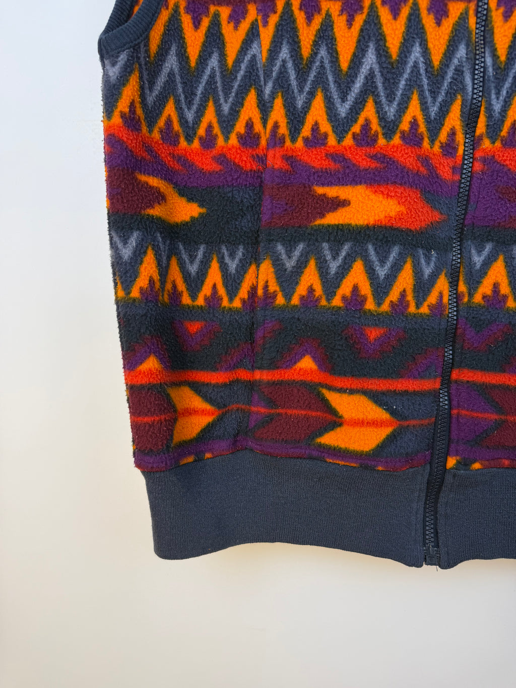 Gilet vintage in pile con fantasia geometrica – Sévres Sweater