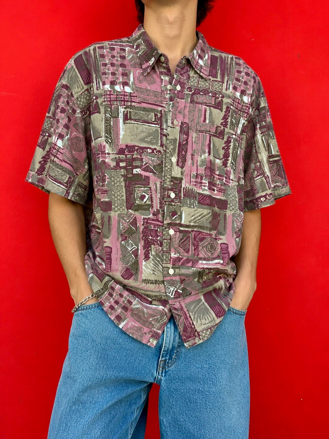 Vintage 90s abstract short sleeve shirt