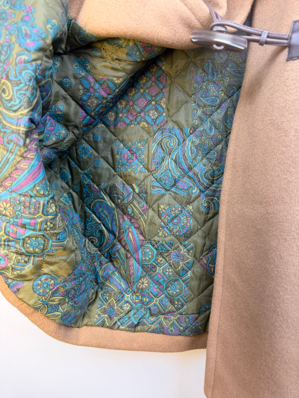 Cappotto vintage cammello in lana e cashmere con alamari
