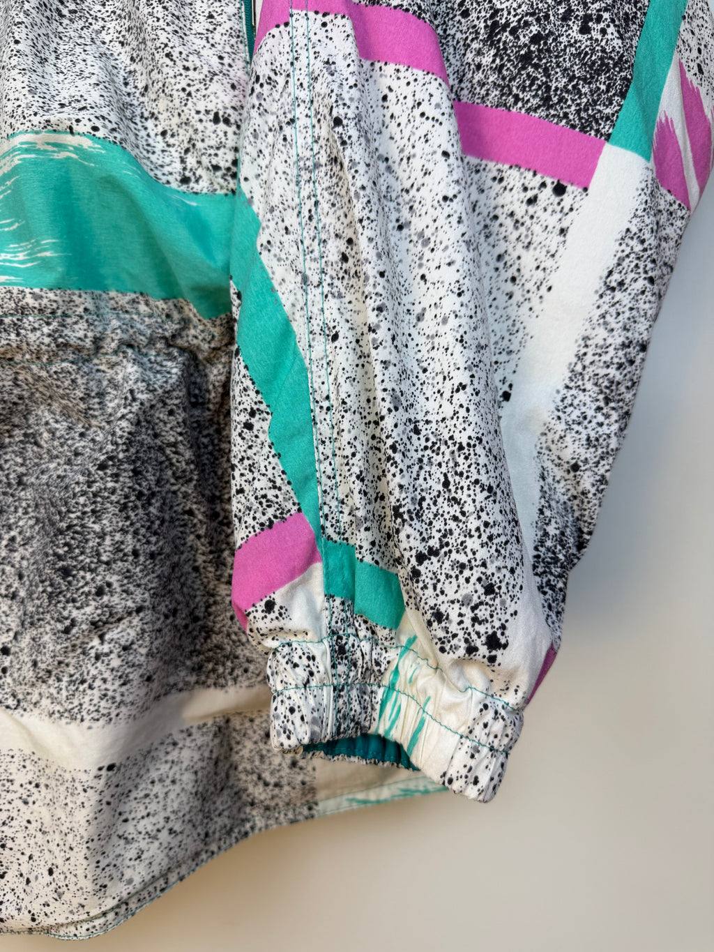 Vintage 80s Memphis Print Windbreaker – Oversized